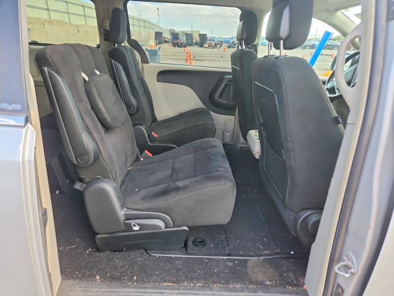 2011 Chrysler Town & Country Touring