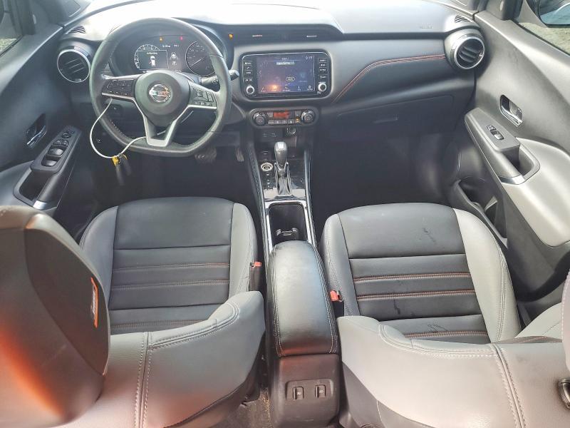 2021 Nissan Kicks sr