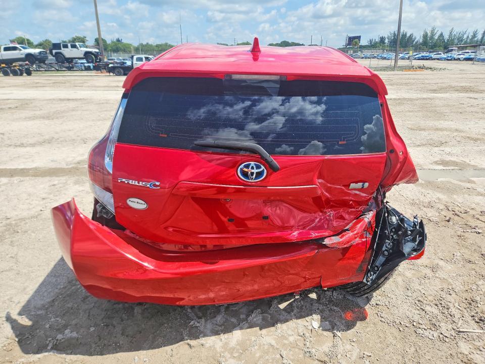 2016 Toyota Prius c one