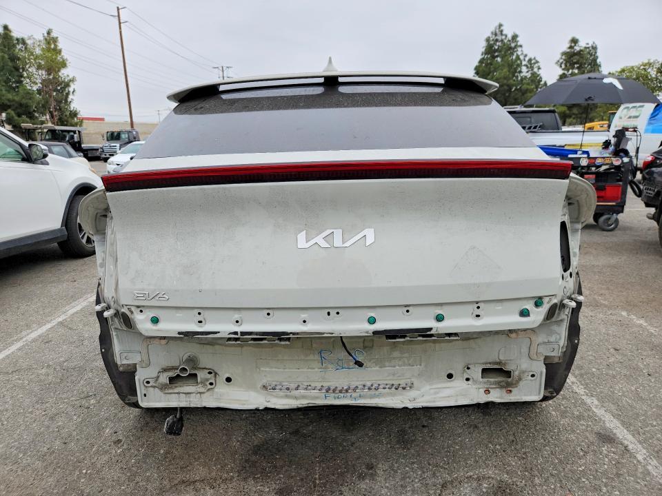 2022 KIA EV6 Wind