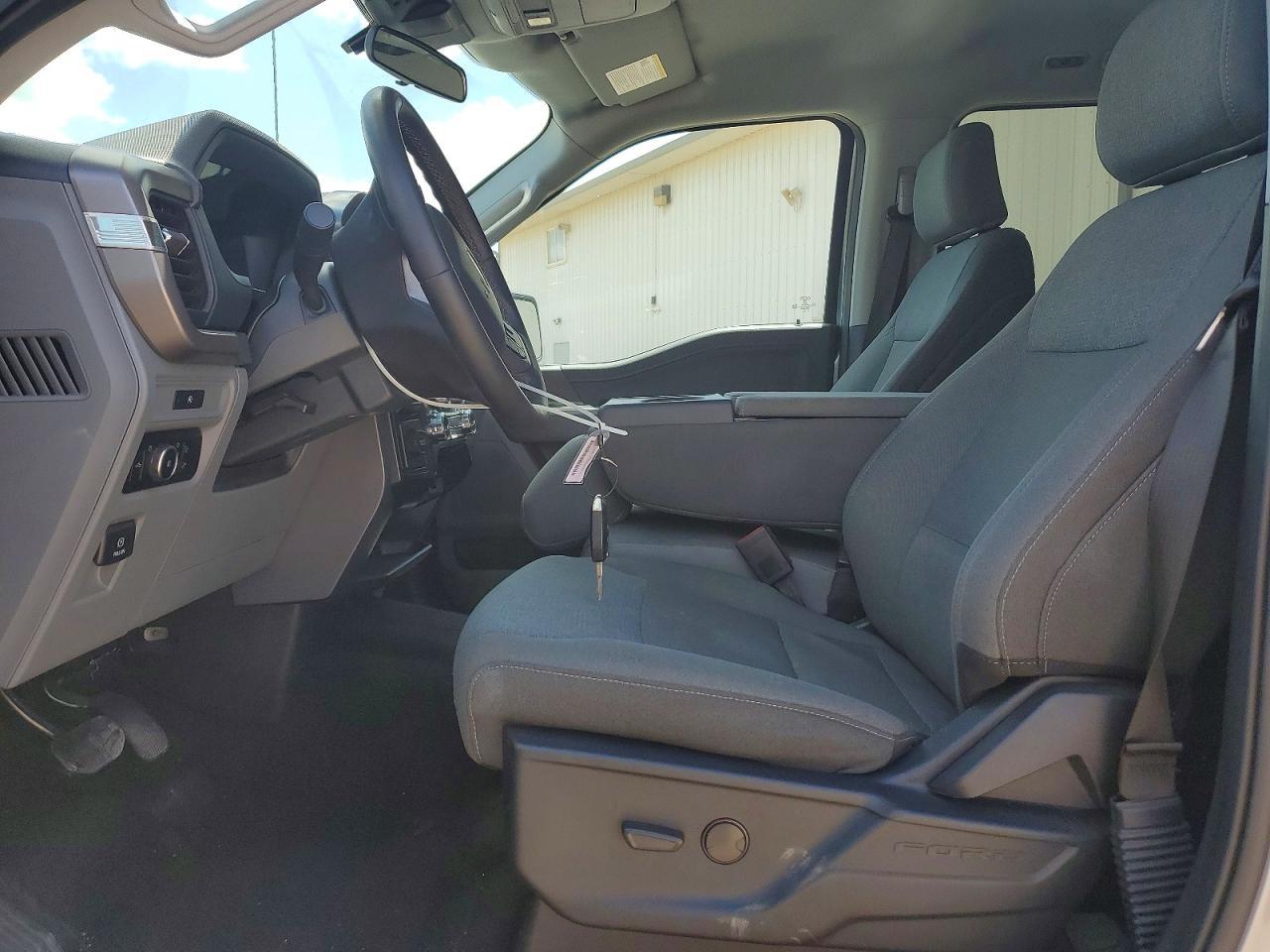 2025 Ford F150 XLT