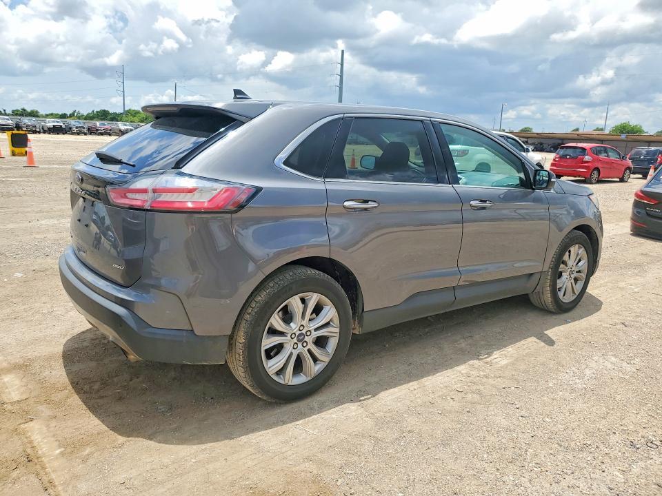 2021 Ford Edge Titanium