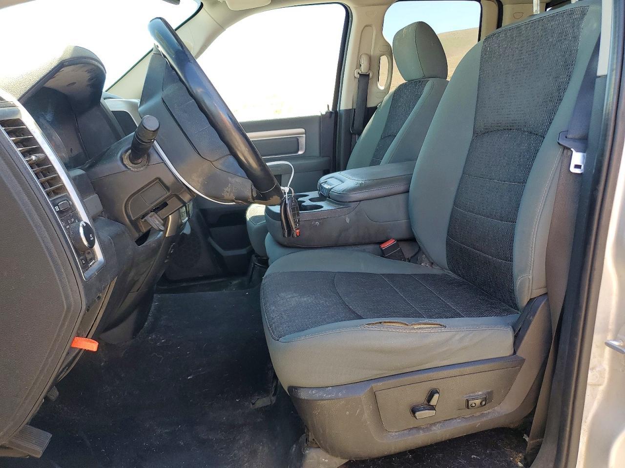 2015 Dodge RAM 1500 SLT
