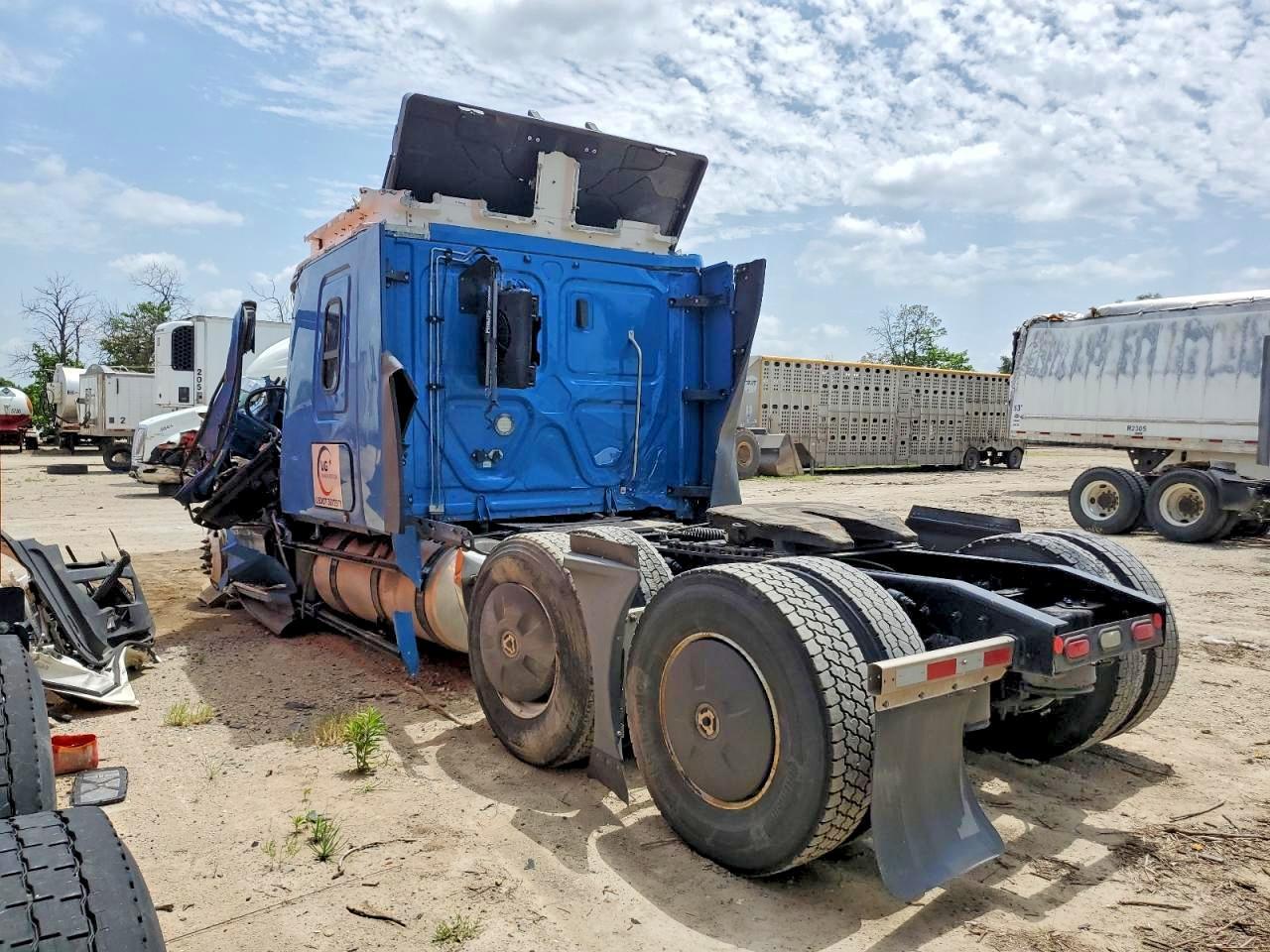 2021 Freightliner Cascadia 1-Semi Truck