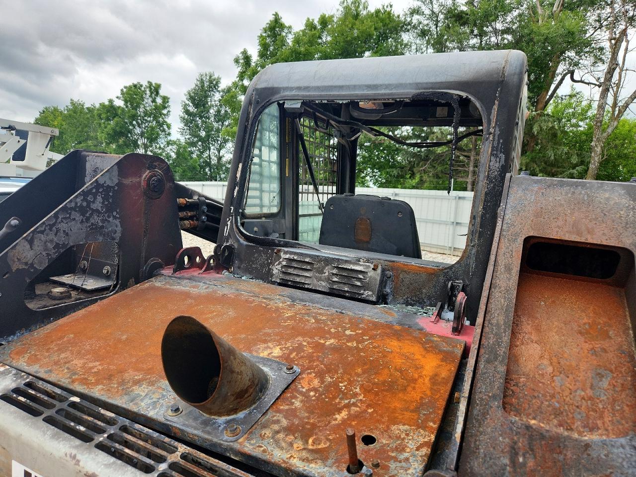 2008 Takeuchi Tracked Skid Steer Loader