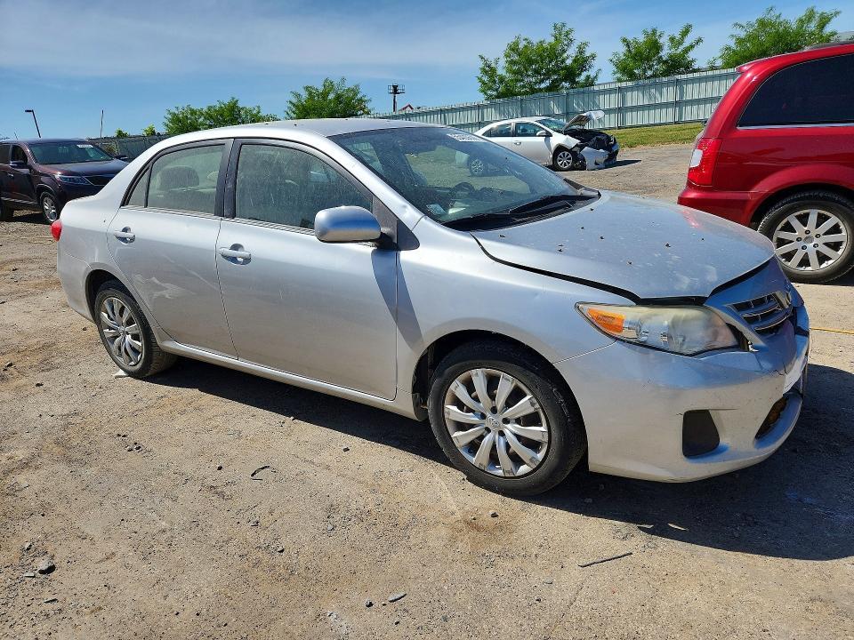 2013 Toyota Corolla le