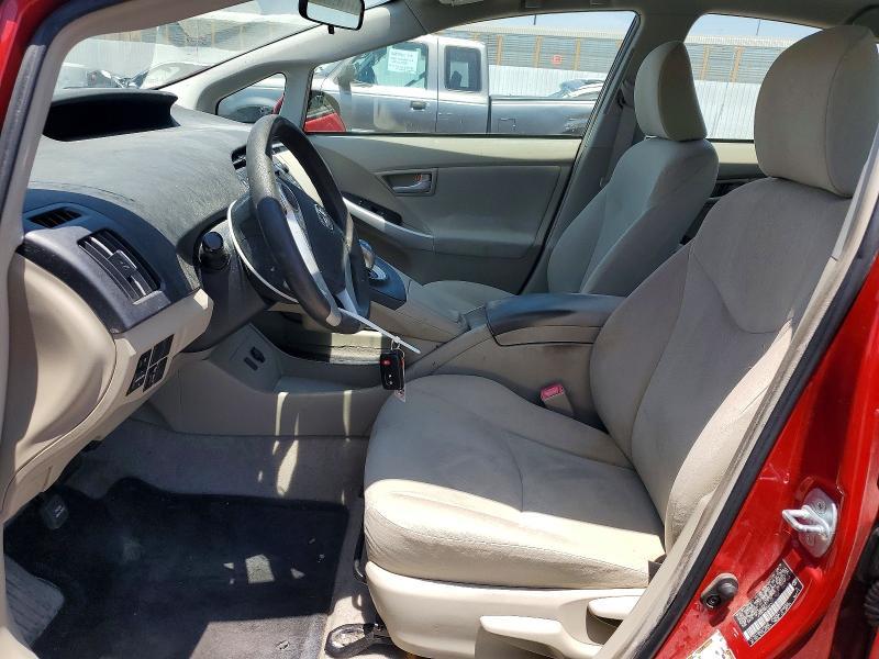 2010 Toyota Prius iii