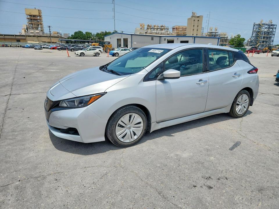 2023 Nissan Leaf s