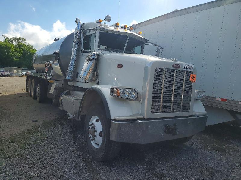 2017 Peterbilt 367 Vacuum Truck