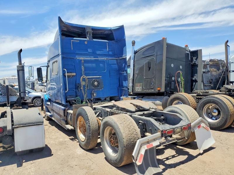 2017 Volvo VNL Semi Truck
