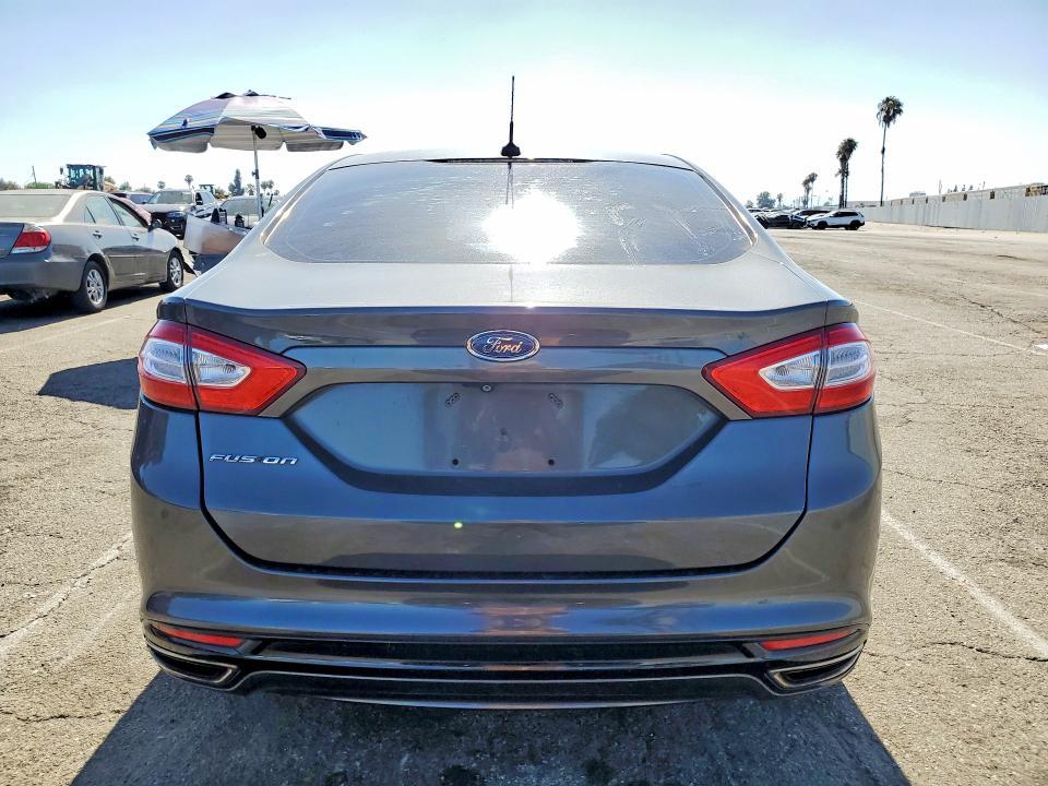 2015 Ford Fusion se