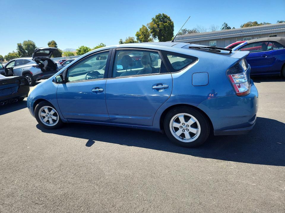 2004 Toyota Prius Base