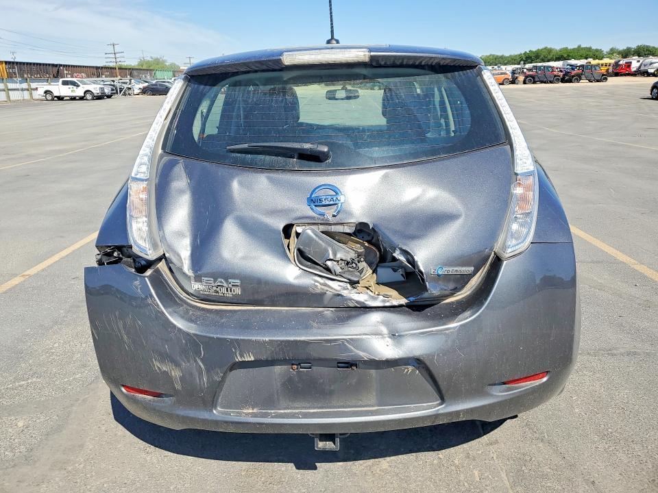 2016 Nissan Leaf S-30