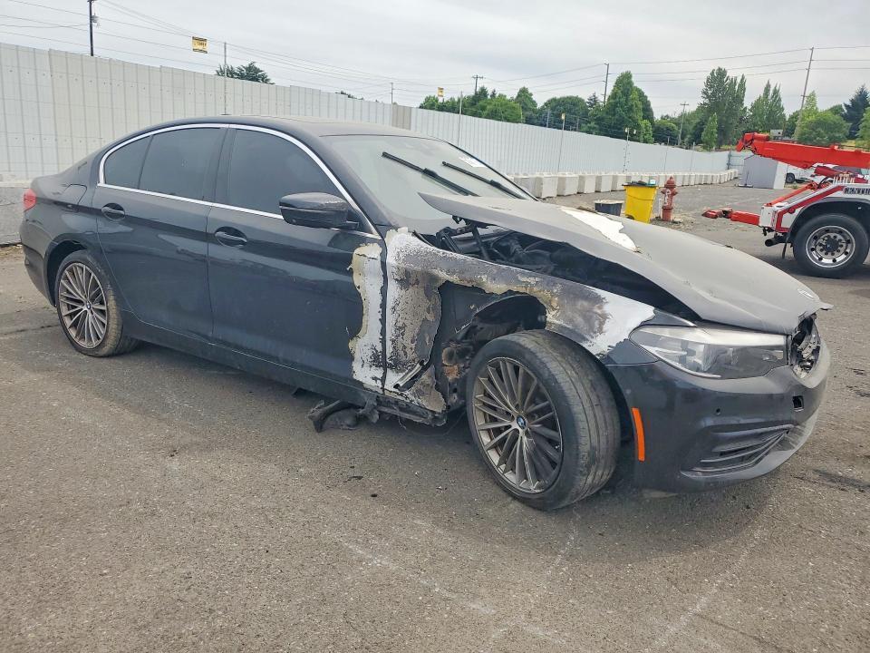 2020 BMW 530 i