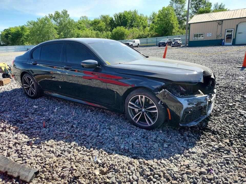 2020 BMW 740 xi