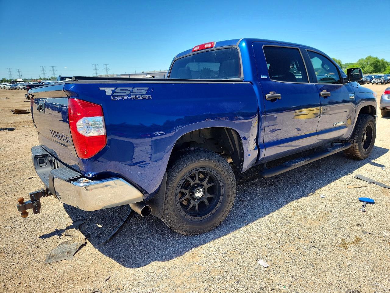 2015 Toyota Tundra SR5