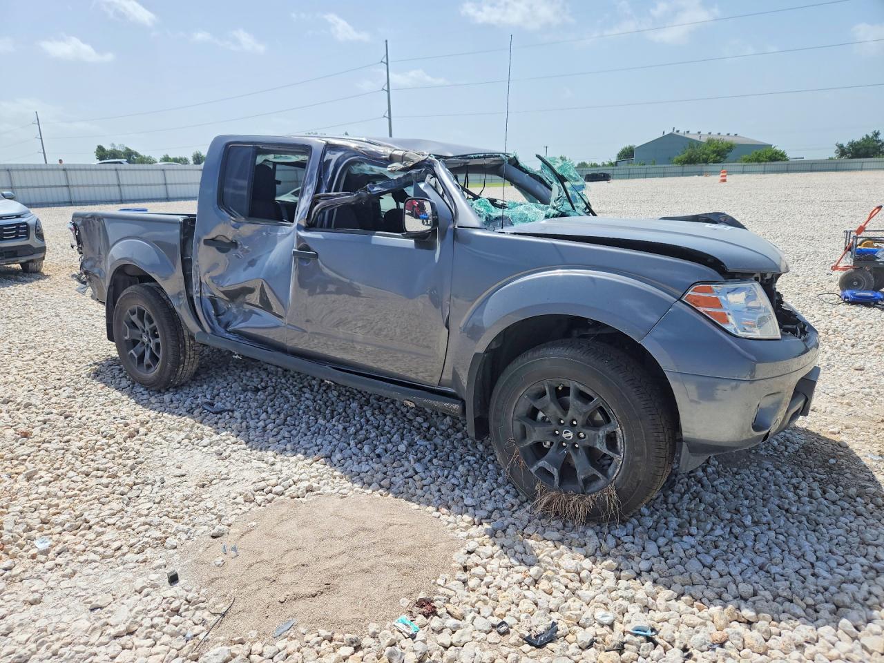 2020 Nissan Frontier SV