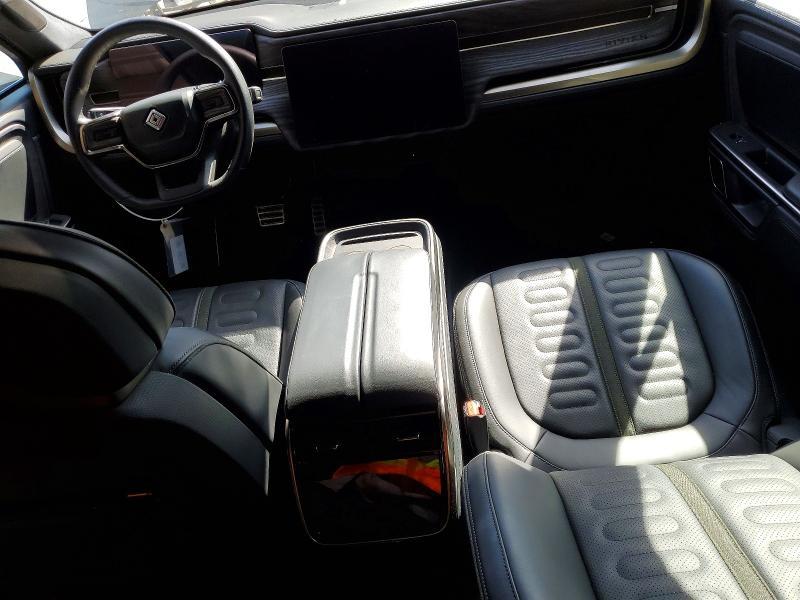 2023 Rivian R1S Adventure