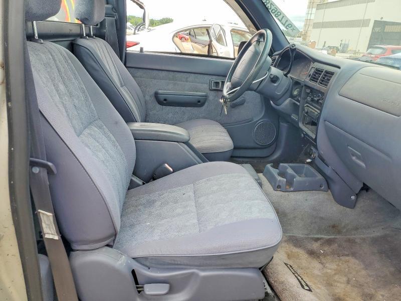 2000 Toyota Tacoma Base