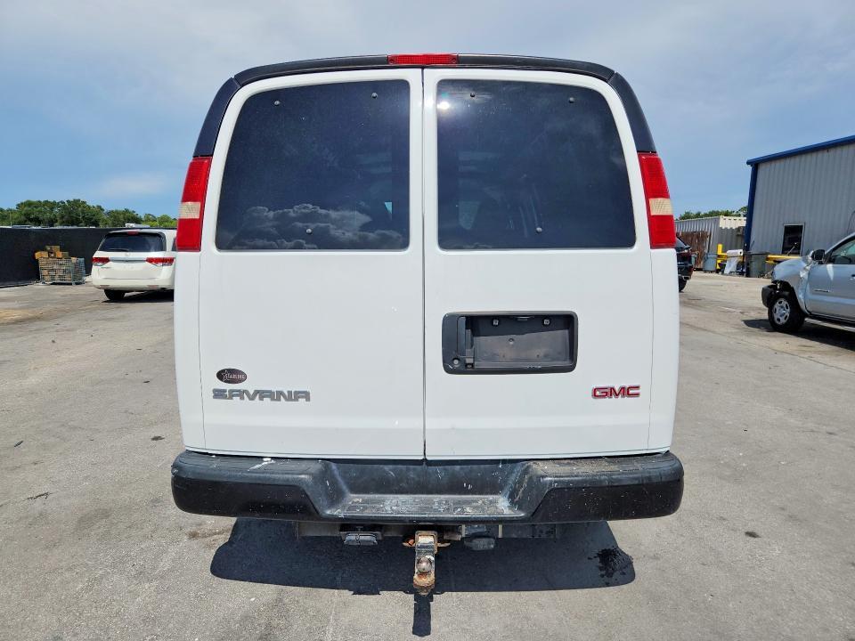 2017 GMC Savana G2500