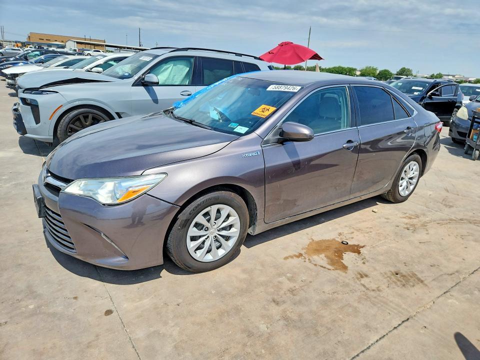 2015 Toyota Camry Hybrid le