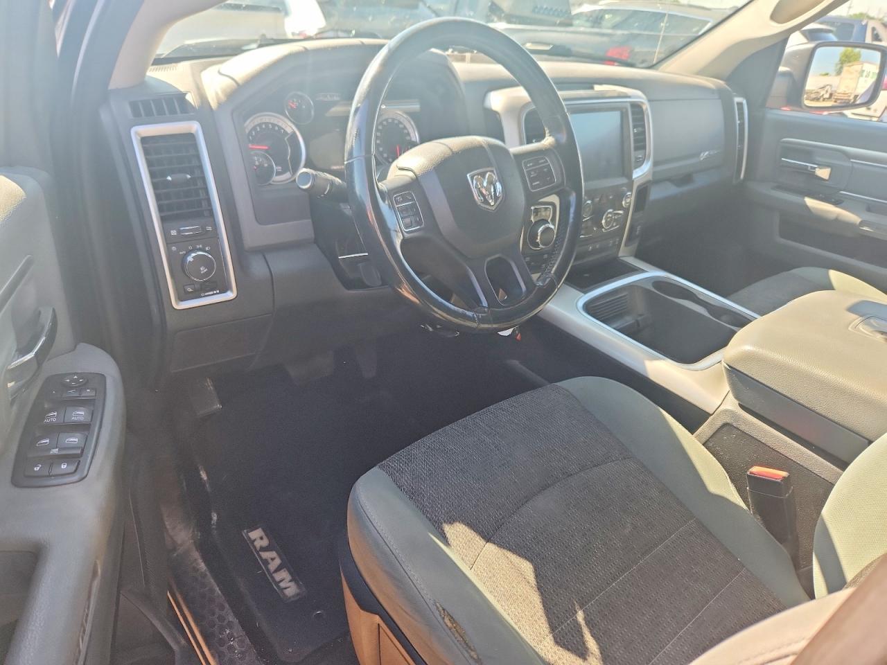 2016 Dodge RAM 1500 SLT
