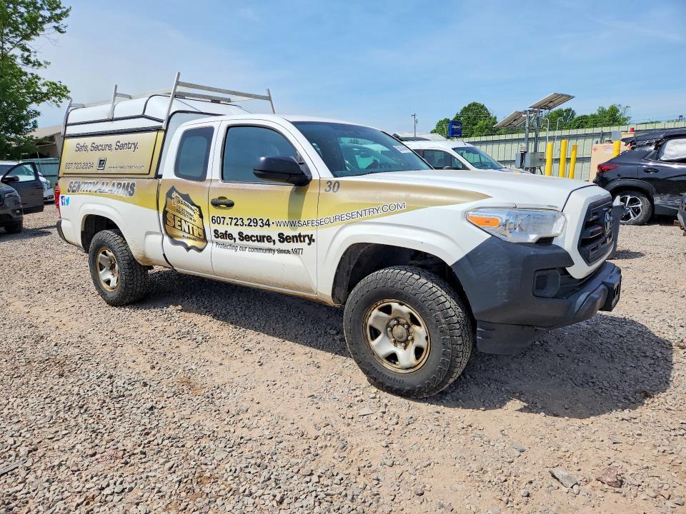 2017 Toyota Tacoma SR