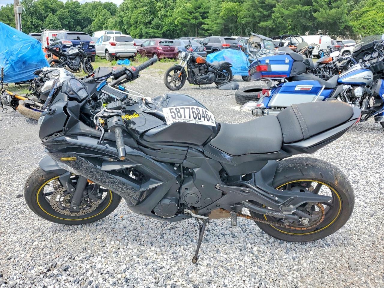 2013 Kawasaki EX650 F