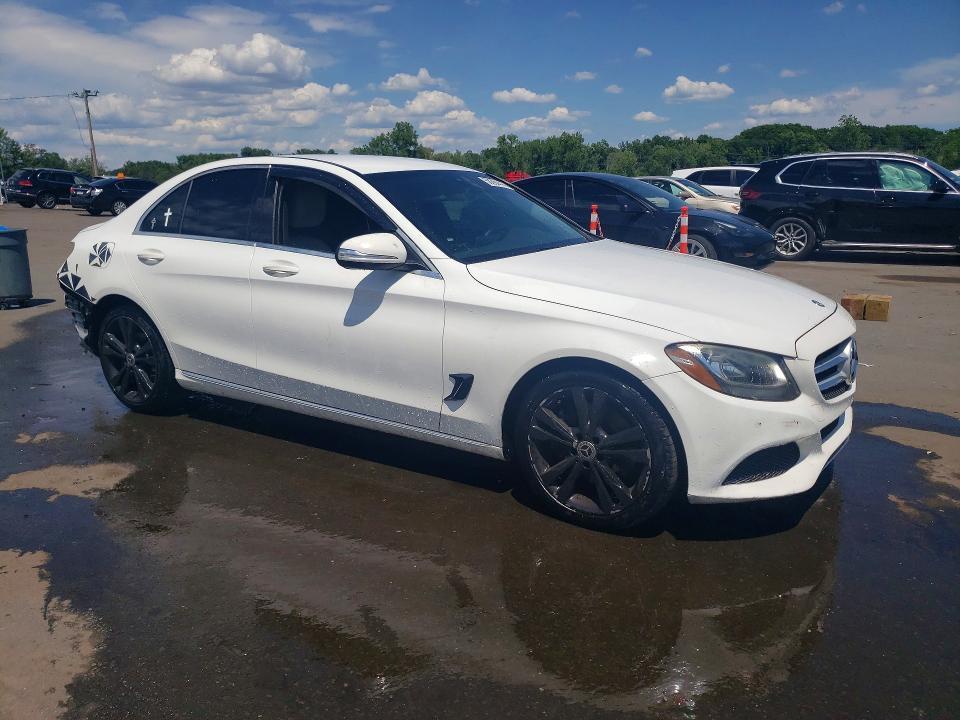 2015 Mercedes-Benz C300