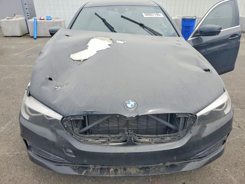 2020 BMW 530 i