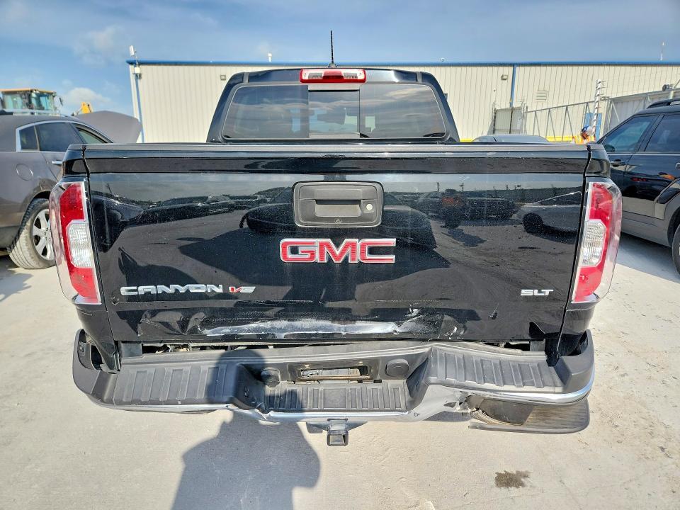 2017 GMC Canyon SLT