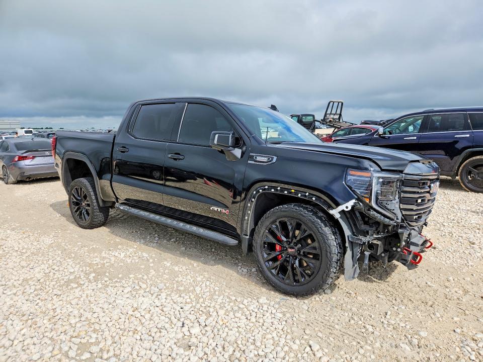 2022 GMC Sierra K1500 AT4