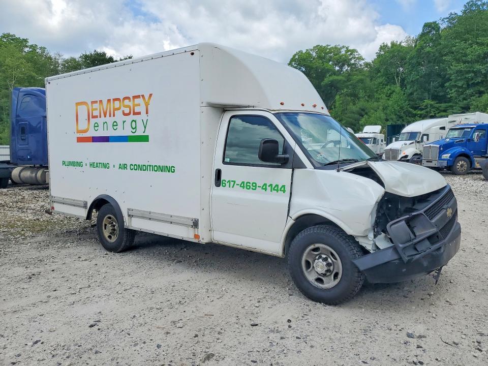 2014 Chevrolet Express Delivery Truck