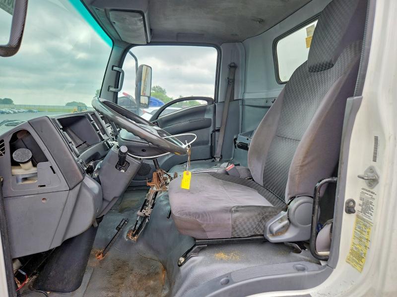 2015 Isuzu NPR HD BOX Truck