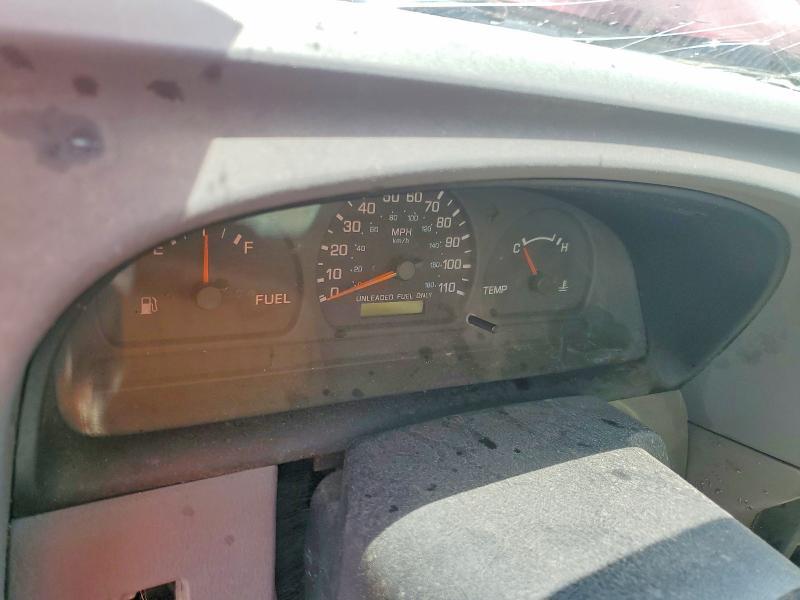 1998 Nissan Frontier xe