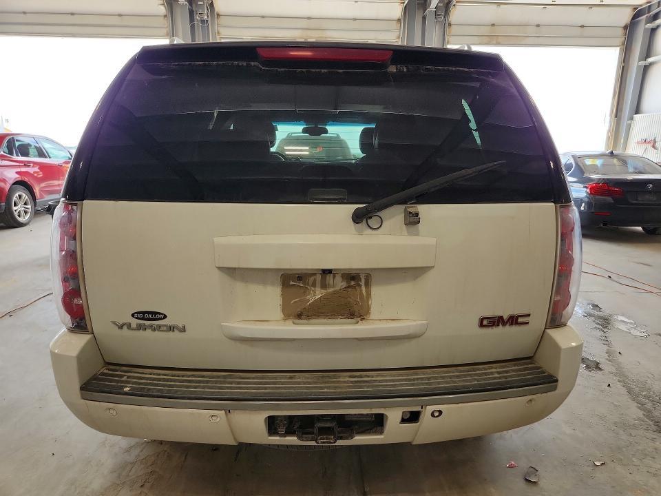 2011 GMC Yukon Denali