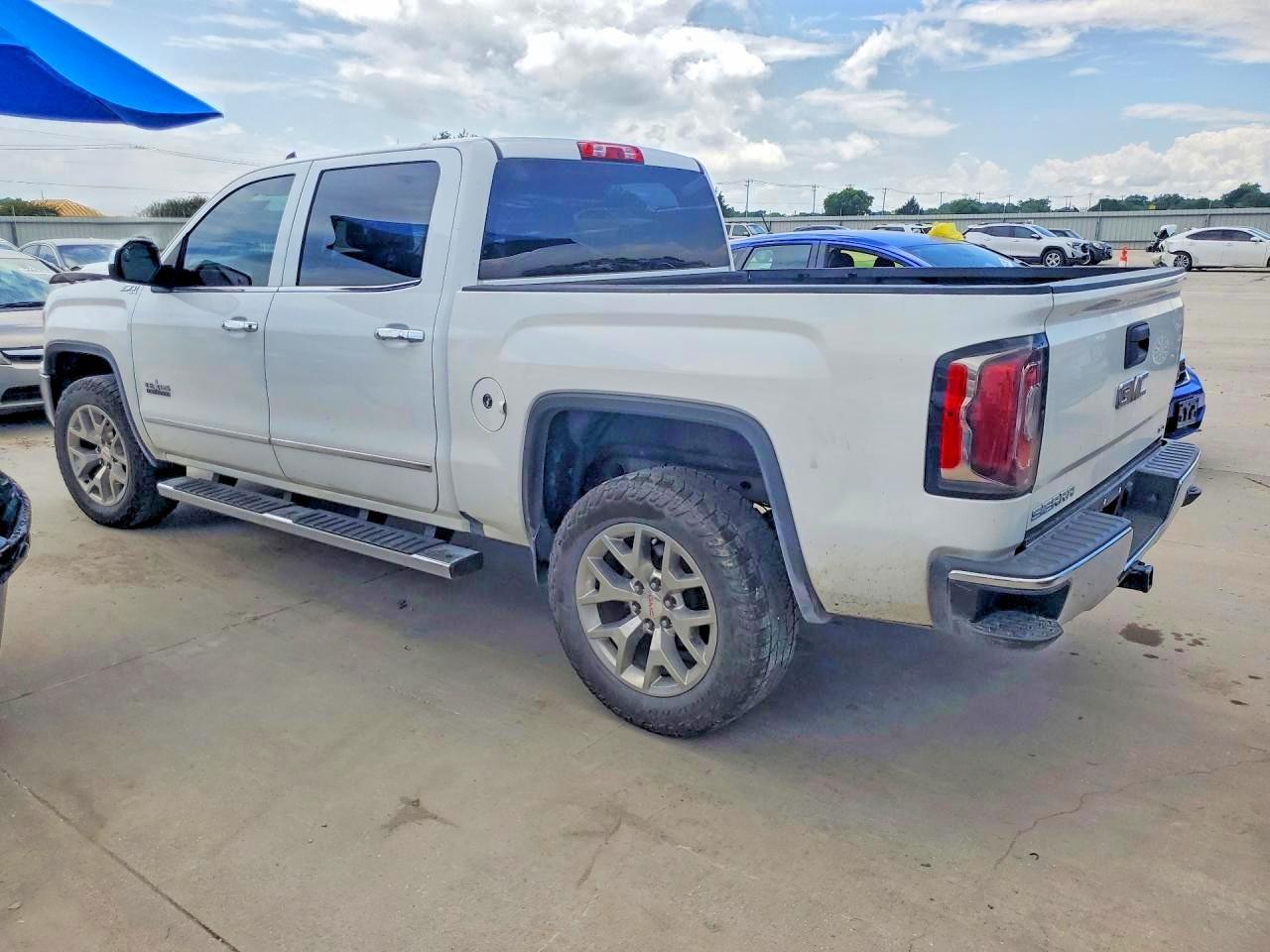 2018 GMC Sierra K1500 SLT