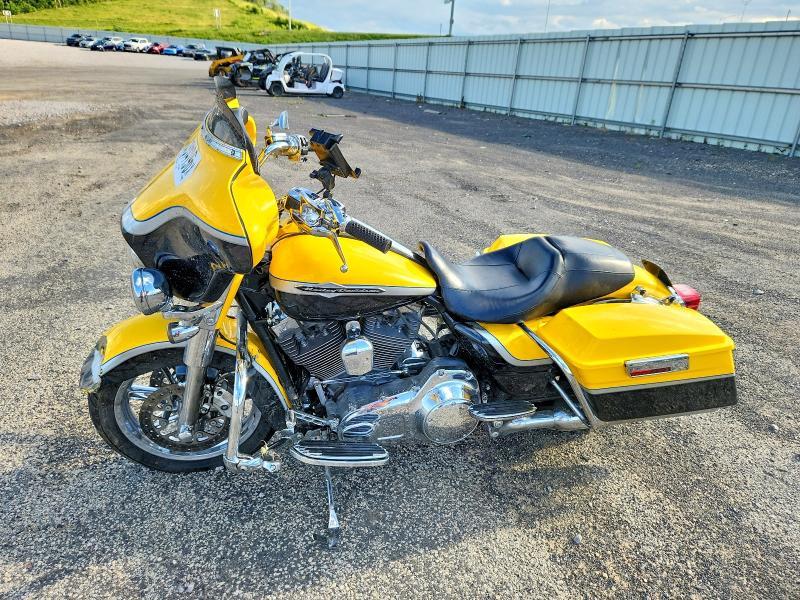 2012 Harley-Davidson FLHTCUSE7 CVO Ultra Classic Electra Glide