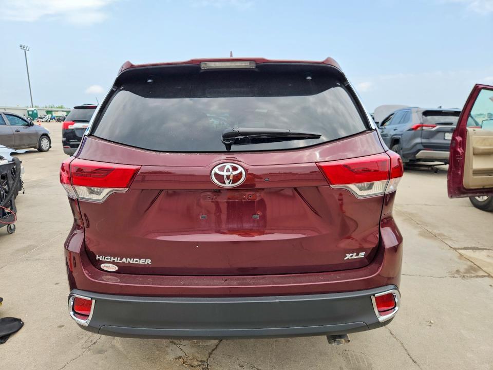 2019 Toyota Highlander xle