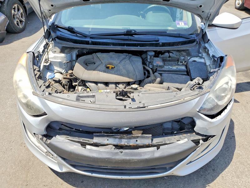 2013 Hyundai Elantra gt Base