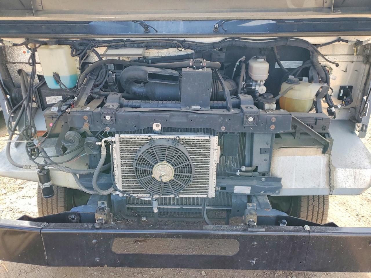 2019 Ford E450 Delivery Truck