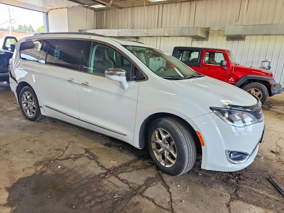 2018 Chrysler Pacifica Limited