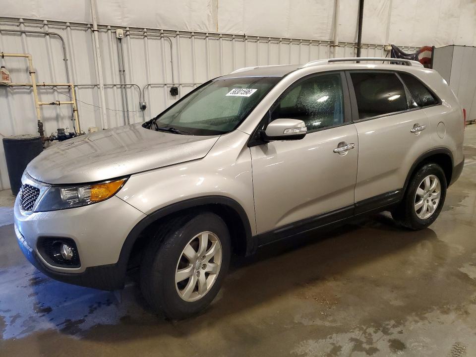 2013 KIA Sorento lx