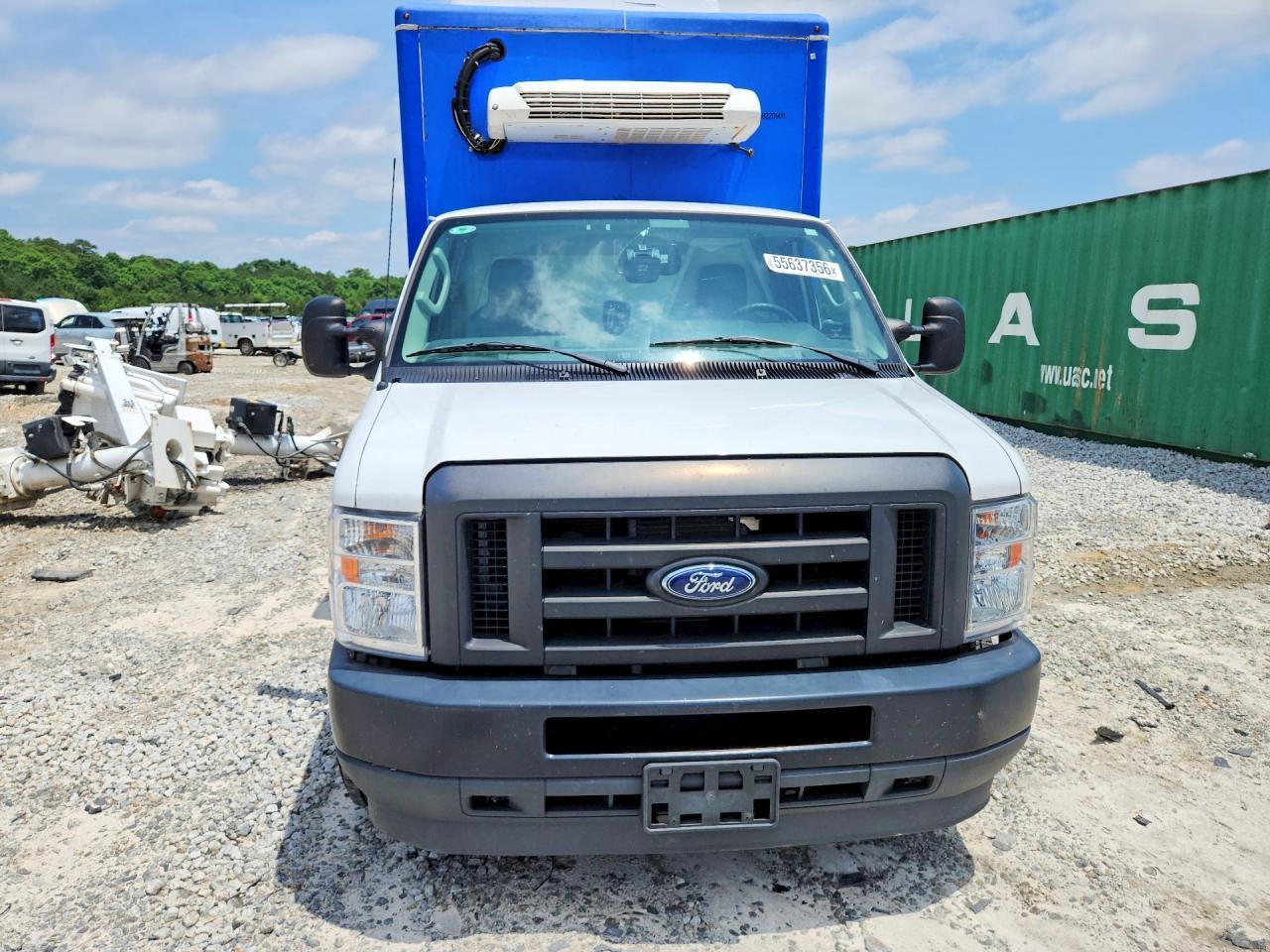 2023 Ford E350 Refrigerated BOX Truck