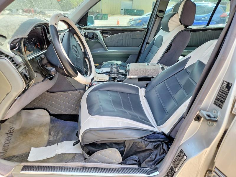 1999 Mercedes-Benz E 320