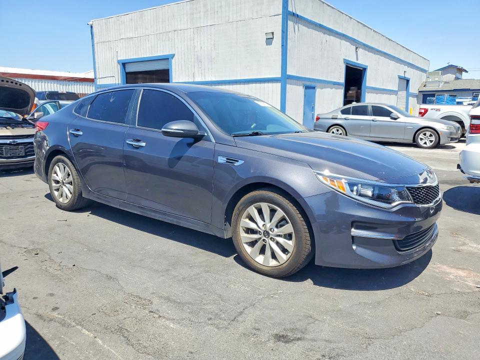 2017 KIA Optima lx