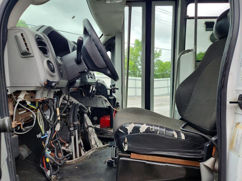 2019 Ford E450 Shuttle Bus