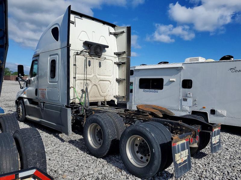 2019 Freightliner Cascadia 125 Semi Truck