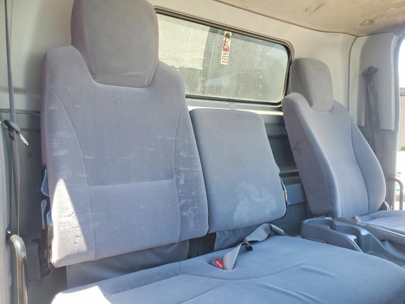 2008 Isuzu Npr Delivery Truck