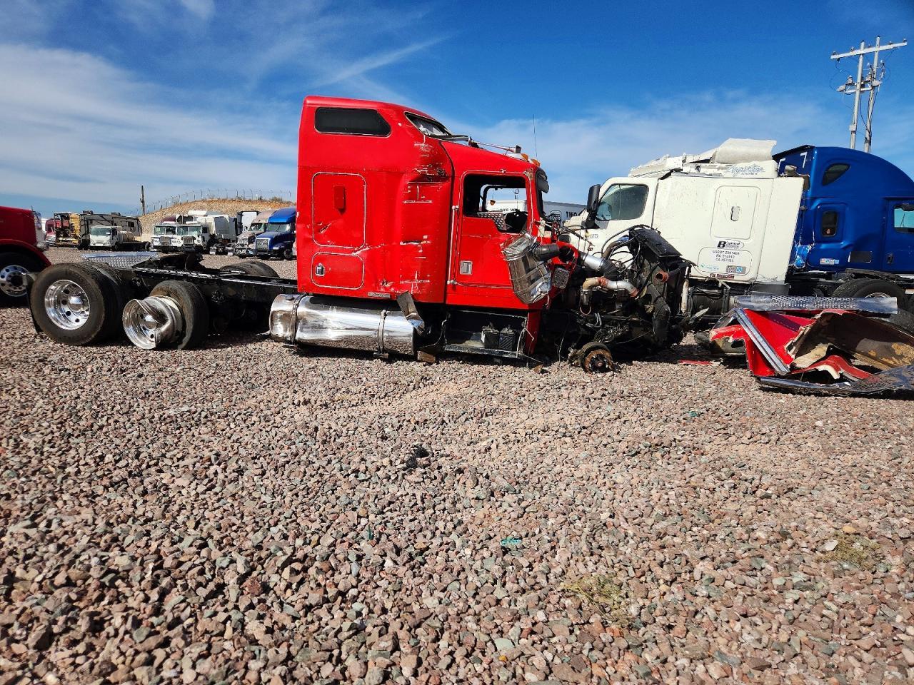 2000 Kenworth W900 Semi Truck